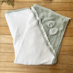 Pamuklu 75x75 Fiyonklu Bebek Havlusu / Kundak - Yeşil