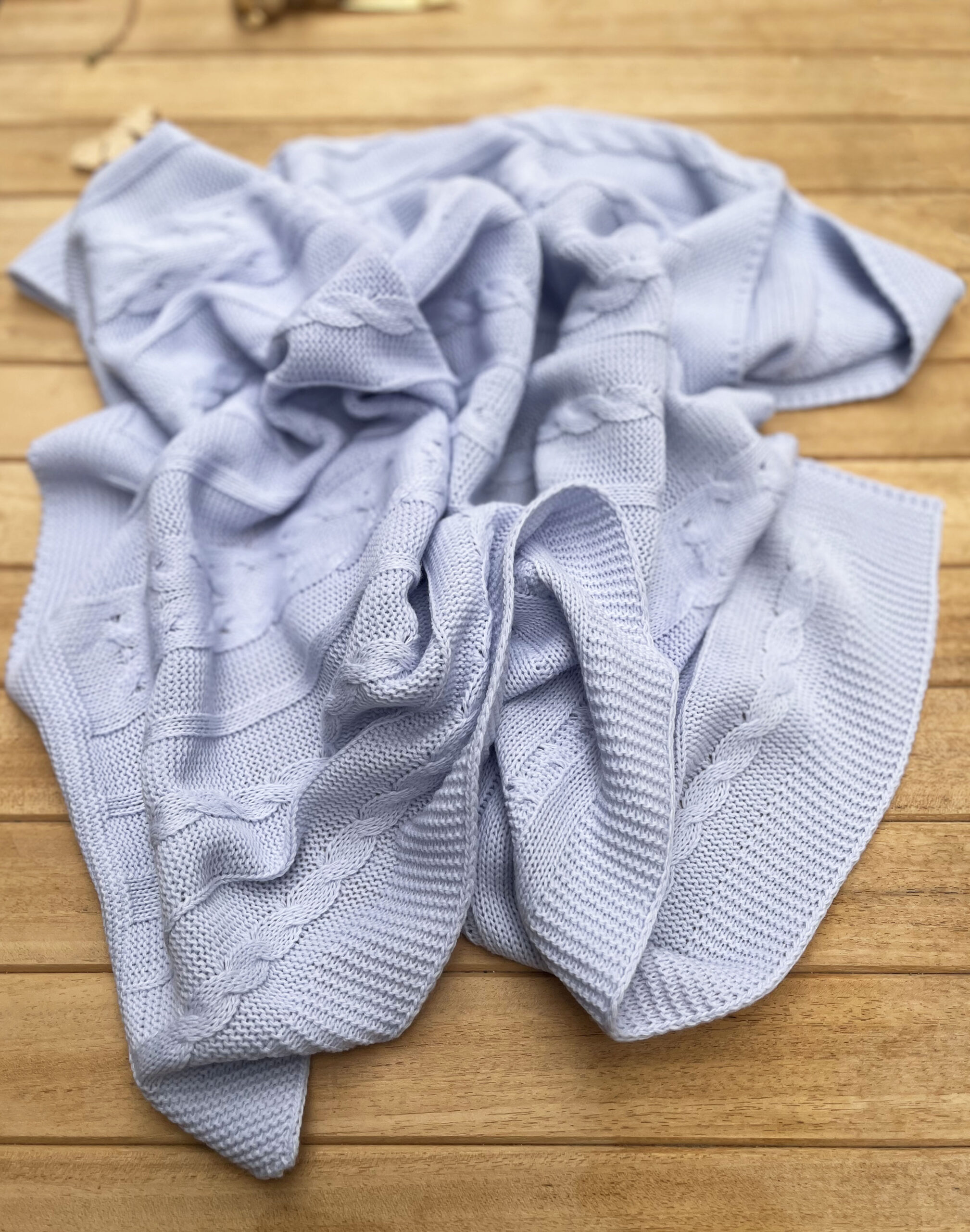 MK1T985Ç01000-3 Triko Tek Kat Bebek Battaniye Bebe Mavi 80×100 Cm-Zincir Desenli - Görsel 1