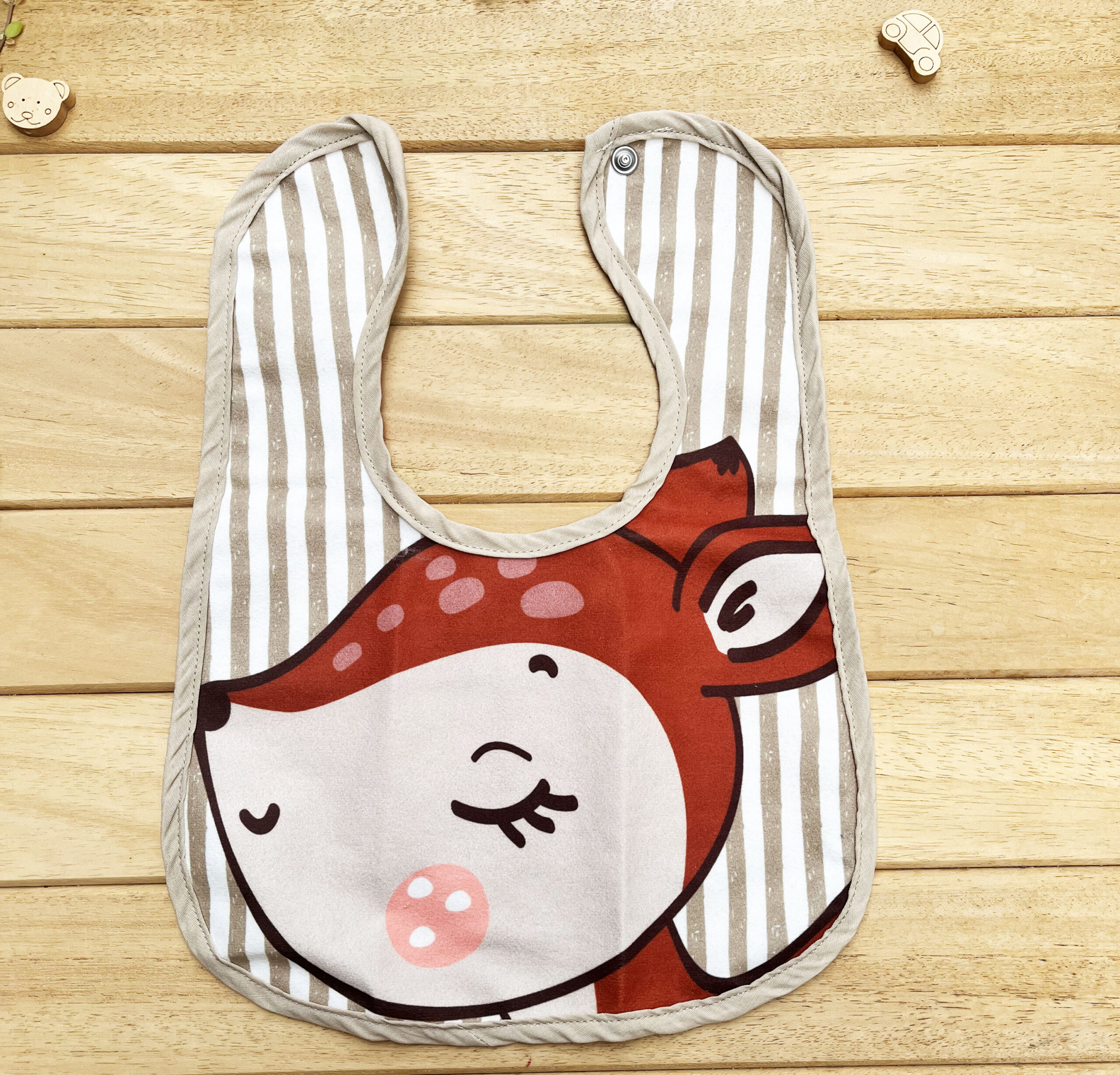 MM1103099 Çizgili Ceylan Baskılı Üstü Yumuşak Su Geçirmez Önlük - Görsel 1